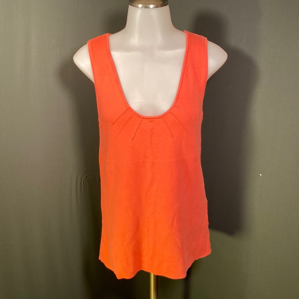 Old Navy ribbed tank top